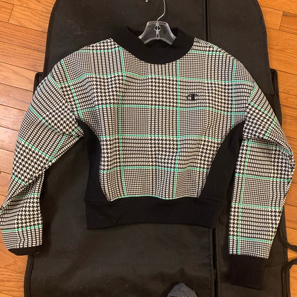 Champion Women's Black and Green Checkered sweatshirt